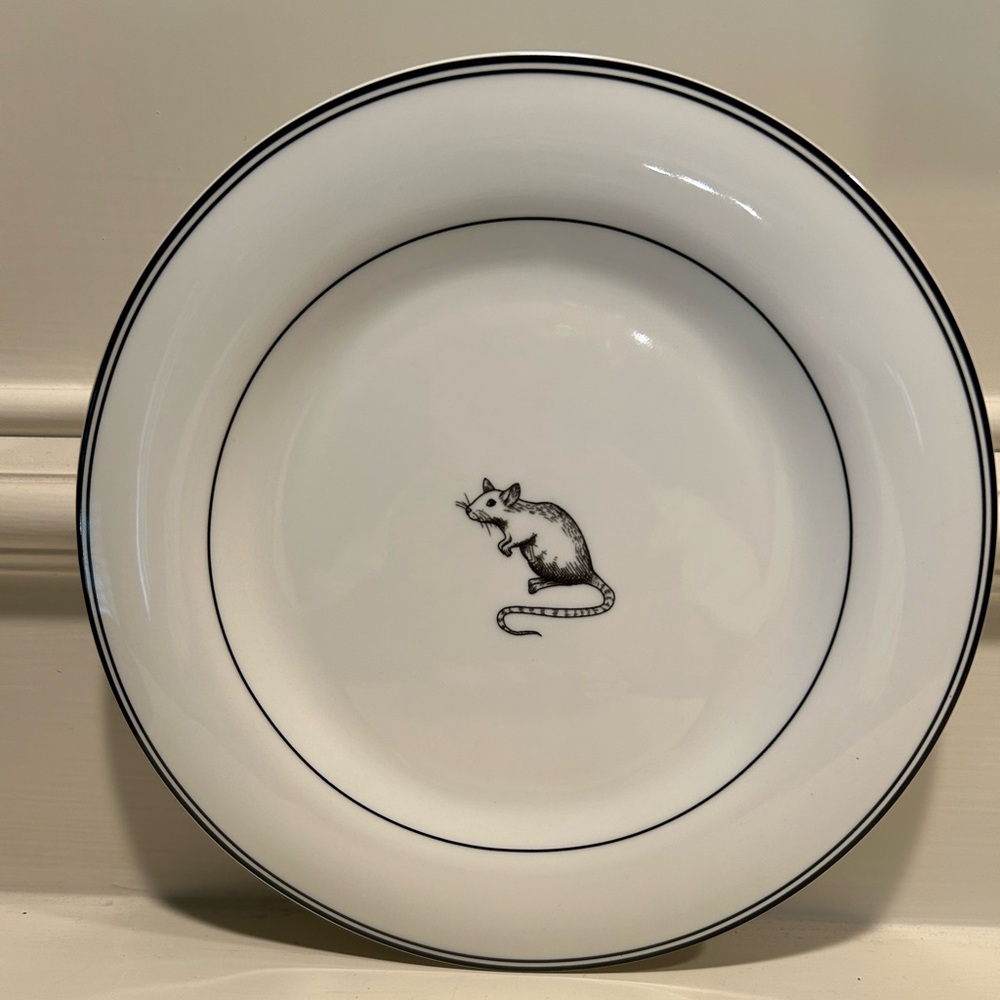 Grandinroad Halloween Icon Plates - Set of 4 - Picture 8 of 9